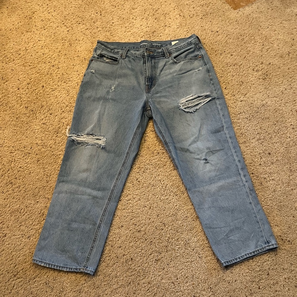 Barely used, great condition and the brand is Old Navy